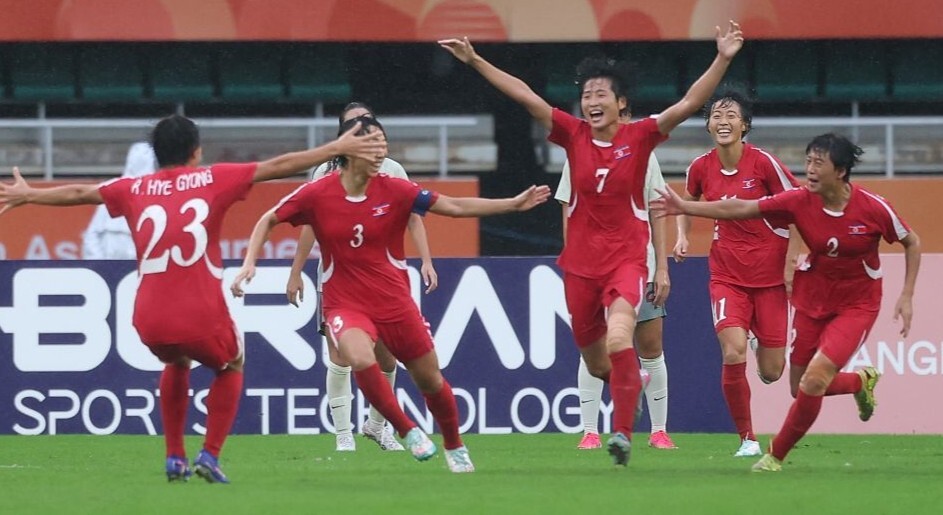 ฟุตบอลหญิงเกาหลีเหนือพบจีน เอเชียนเกมส์ 2026