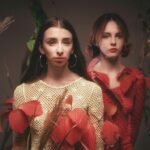 ภาพประกอบคอนเทนต์ Girls Love — Photo by Vitaliy Shevchenko on Unsplash
