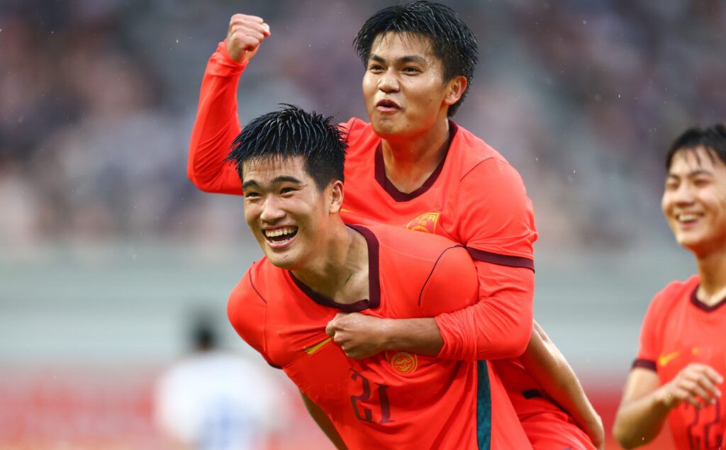 ภาพการแข่งขันฟุตบอลชายเอเชียนเกมส์ 2026 จีน พบ ไทย รอบก่อนรองชนะเลิศ จาก AFC