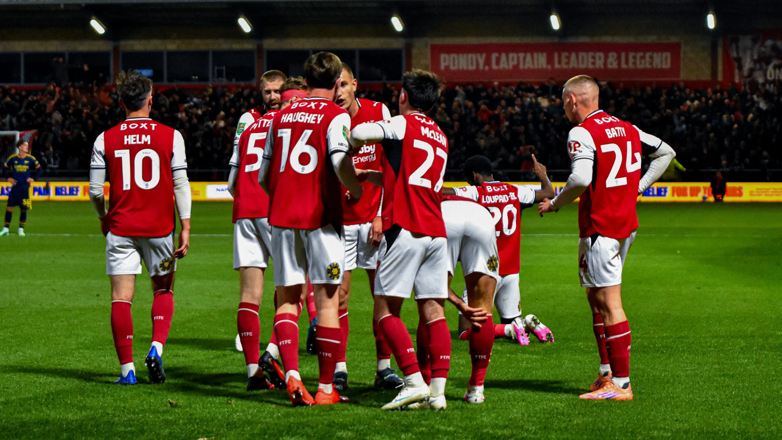ภาพการแข่งขัน Fleetwood Town พบ Arsenal วันที่ 27 ตุลาคม 2026