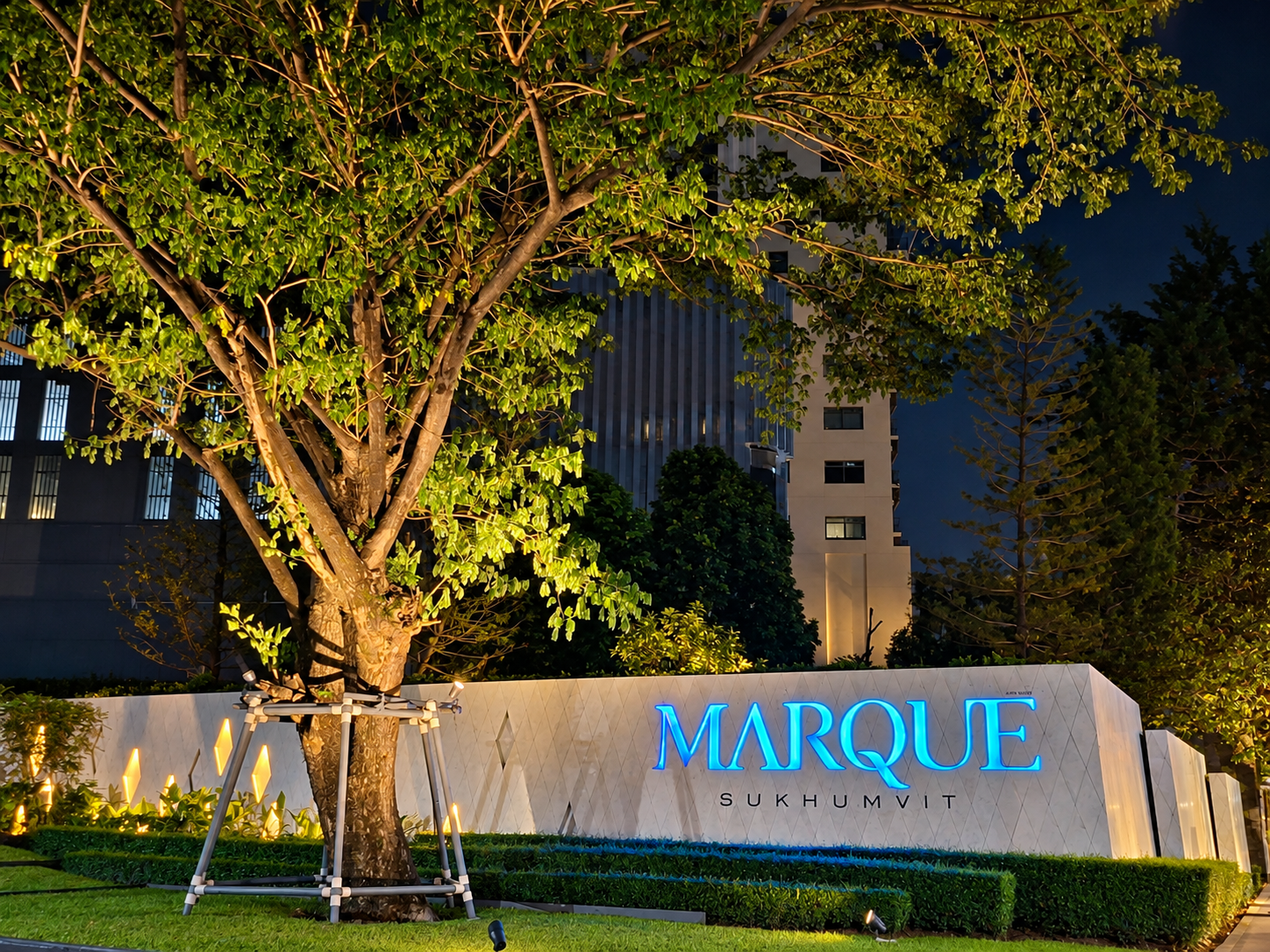 แสงไฟบริเวณ Marque Sukhumvit | MiKO Thai News