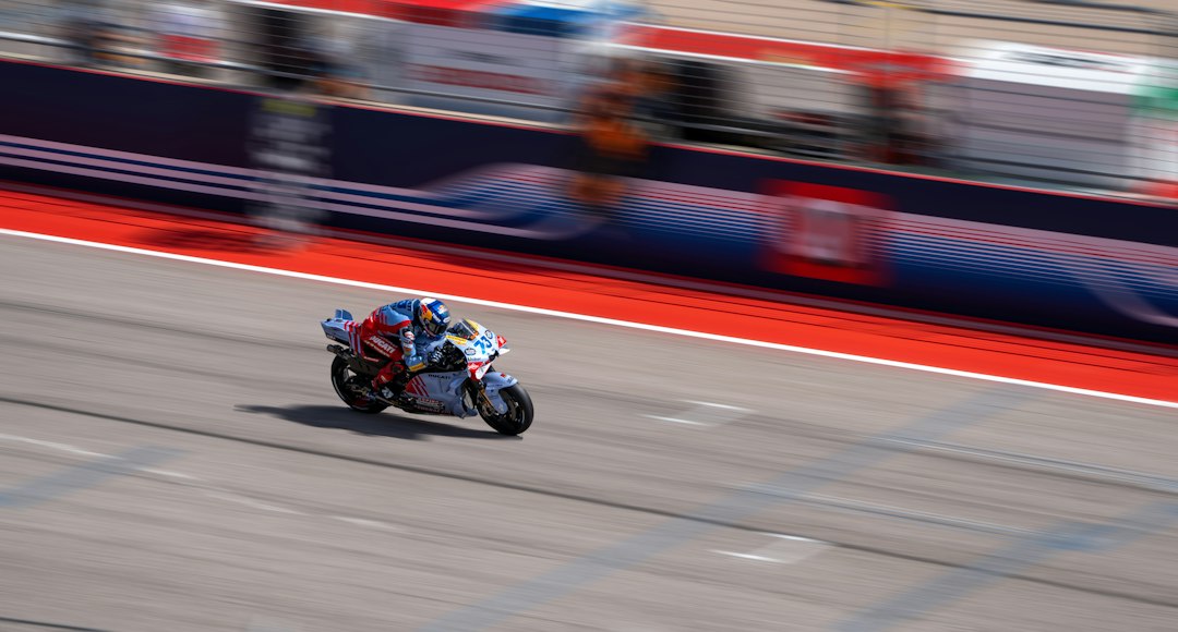 motorcycle racing circuit