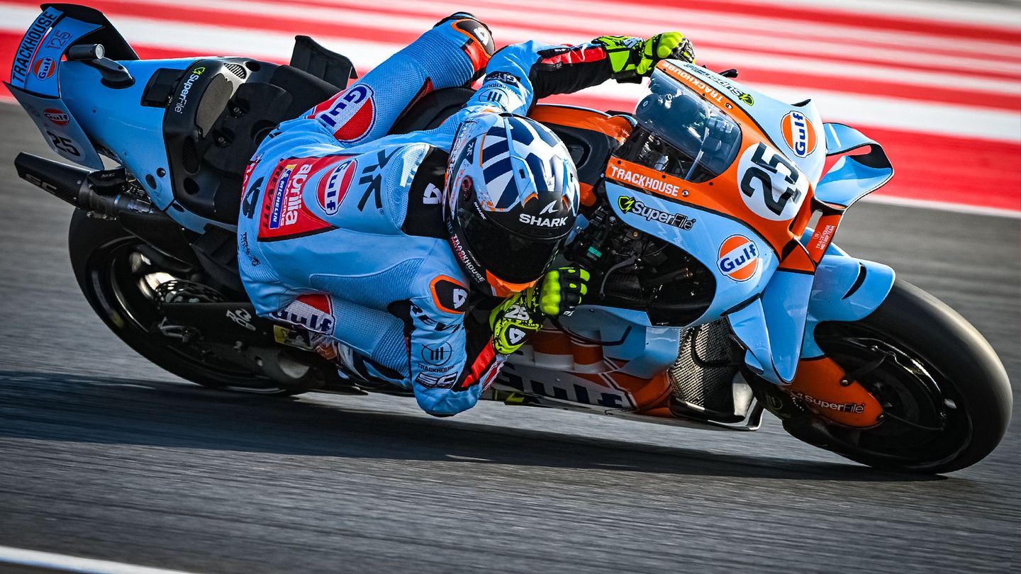 เฟร์นันเดซทำสถิติใหม่มันดาลิกา! Aprilia ยึดสามอันดับแรกก่อนลุย MotoGP อินโดนีเซีย