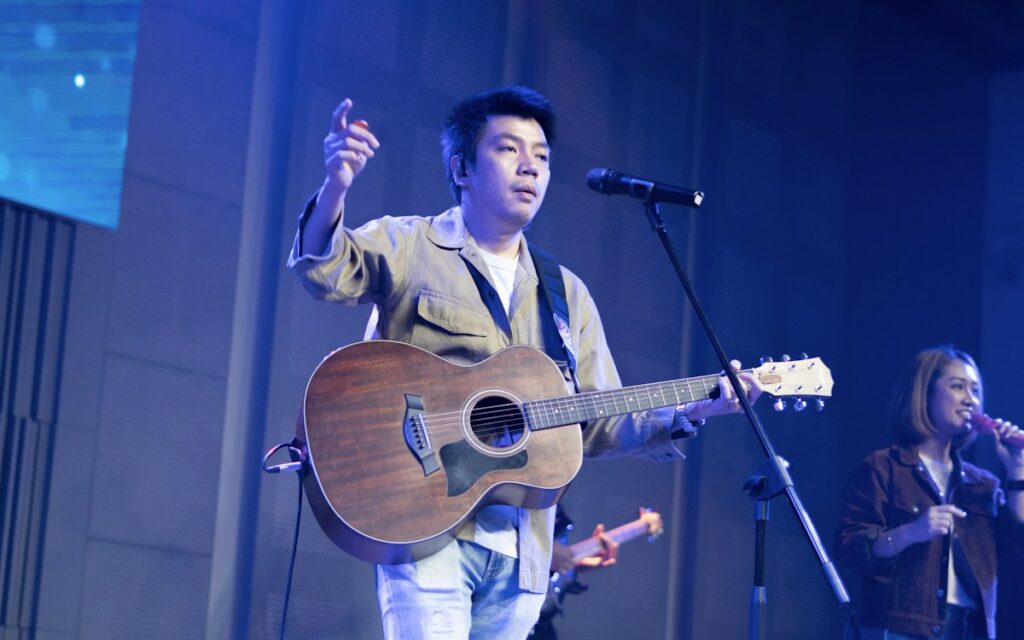 ภาพประกอบบรรยากาศ Love Destiny — เครดิต AMONWAT DUMKRUT, Evan Rally / Unsplash